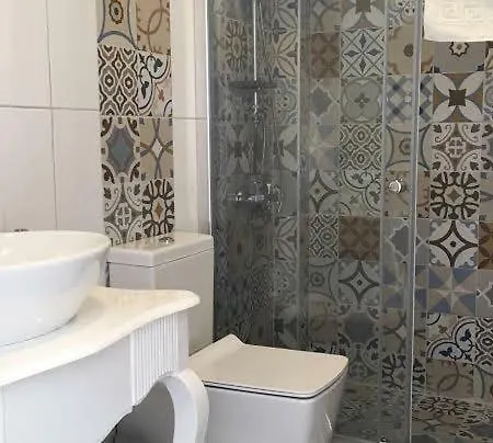Assos Ayan