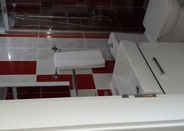 Assos Ayan מלון 2*